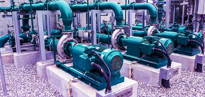 Stock image of multiple Industrial Low Voltage Motor Drives in action representing Wolfspeed's Silicon Carbide (SiC) parts being used in industrial low voltage motor drives designs.